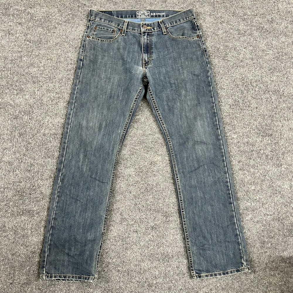 Signature Levi Strauss Jeans Mens Size 34 Blue Slim Straight Denim Casual 54592